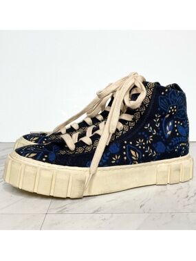 Farm Rio Black Macaw Forest Flatform High Top Sneaker 7 1/2